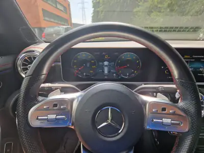 Mercedes-Benz CLA 250 AMG Line 4matic — Élégance sportive et polyvalence all-terrain — Thumbnail 12