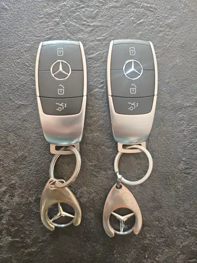 Mercedes-Benz CLA 250 AMG Line 4matic — Élégance sportive et polyvalence all-terrain — Thumbnail 10