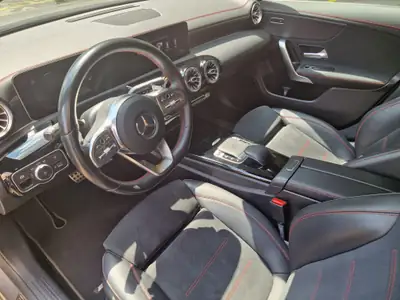 Mercedes-Benz CLA 250 AMG Line 4matic — Élégance sportive et polyvalence all-terrain — Thumbnail 17