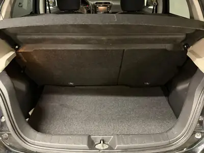 Mitsubishi Space Star 1.2 — Citadine compacte et économique, 119'000 km — Detail