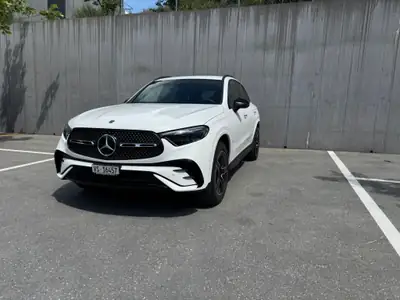 Mercedes-Benz GLC 300 e 4Matic — SUV hybride rechargeable, 11000 km seulement — Miniatura 9
