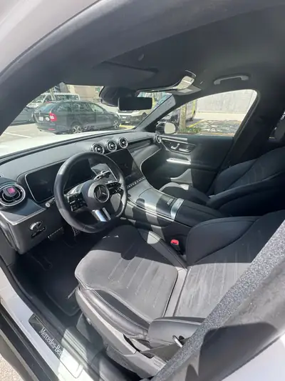Mercedes-Benz GLC 300 e 4Matic — SUV hybride rechargeable, 11000 km seulement — Miniatura 10