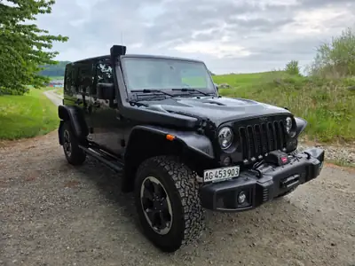 Jeep Wrangler 2.8 CRD Sahara X Unlimited — 4x4 diesel robuste, frais de révision complets — intérieur