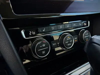VW Passat 2.0 TDI 150 Highline DSG — Berline Familiale Efficiente, 110'000 km — Thumbnail 12