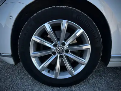 VW Passat 2.0 TDI 150 Highline DSG — Berline Familiale Efficiente, 110'000 km — Thumbnail 16