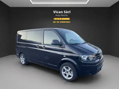 VW T5 2.0 TDI 4Motion — Fourgon polyvalent diesel, transmission intégrale et carnet de service à jour — rear view