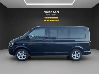 VW T5 2.0 TDI 4Motion — Fourgon polyvalent diesel, transmission intégrale et carnet de service à jour — dashboard