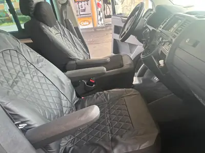 VW T5 2.0 TDI 4Motion — Fourgon polyvalent diesel, transmission intégrale et carnet de service à jour — Thumbnail 15