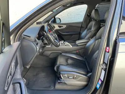Audi SQ7 4.0 TDI quattro — SUV premium 435 ch, entretien récent, pneumatiques neufs — Miniature 9
