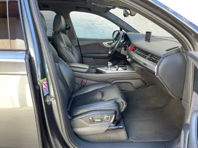 Audi SQ7 4.0 TDI quattro — SUV premium 435 ch, entretien récent, pneumatiques neufs — Miniature 16