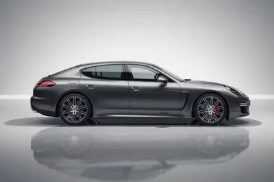 Porsche Panamera GTS 4.8 PDK — Berline sportive à motorisation atmosphérique, entretien certifié — Detail