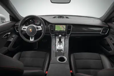 Porsche Panamera GTS 4.8 PDK — Berline sportive à motorisation atmosphérique, entretien certifié — Miniatur 11