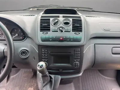 Mercedes-Benz Vito 113 CDI Mixto — Utilitaire polyvalent, boîte auto, sans sinistre — Thumbnail 17