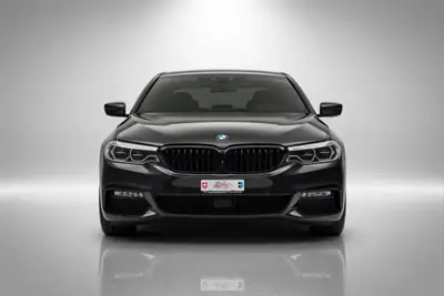 BMW 530d xDrive M-Paket — Berline premium diesel, révision complète et équipement individualisé — Thumbnail 8