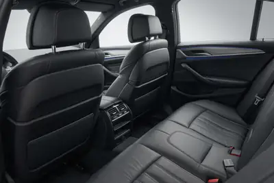 BMW 530d xDrive M-Paket — Berline premium diesel, révision complète et équipement individualisé — Thumbnail 10