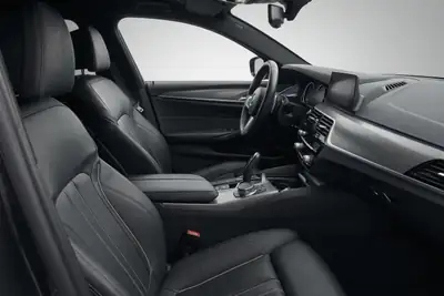 BMW 530d xDrive M-Paket — Berline premium diesel, révision complète et équipement individualisé — Thumbnail 13