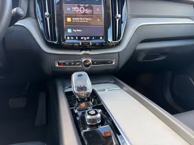 Volvo XC60 2.0 T8 TE Exclusive — Hybride rechargeable premium, 27 000 km seulement — Miniatur 14