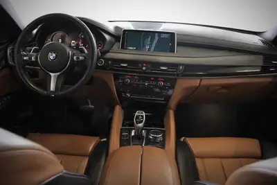 BMW X6 xDrive 40d — SUV coupé diesel puissant, 152 900 km, moteur V6 performant — Thumbnail 11