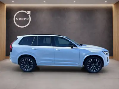 Volvo XC90 2.0 T8 TE Plus Dark eAWD — SUV 7 places hybride rechargeable, 20 km seulement — Miniatur 7