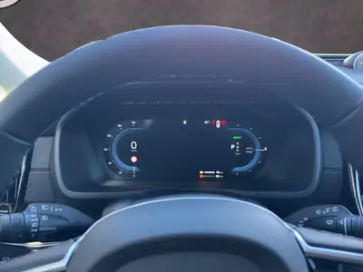 Volvo XC90 2.0 T8 TE Plus Dark eAWD — SUV 7 places hybride rechargeable, 20 km seulement — Miniatur 16
