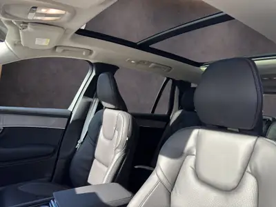 Volvo XC90 2.0 T8 TE Plus Dark eAWD — SUV 7 places hybride rechargeable, 20 km seulement — Miniatur 18