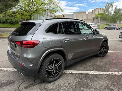 Mercedes-Benz GLA 250 e EQ Star — SUV hybride rechargeable, première main, garantie usine 10 ans — tableau de bord