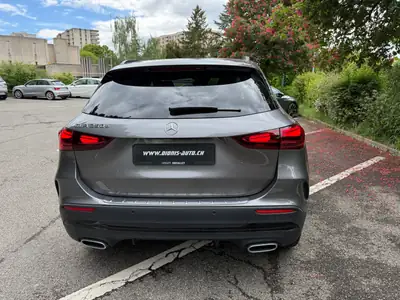 Mercedes-Benz GLA 250 e EQ Star — SUV hybride rechargeable, première main, garantie usine 10 ans — Miniature 11