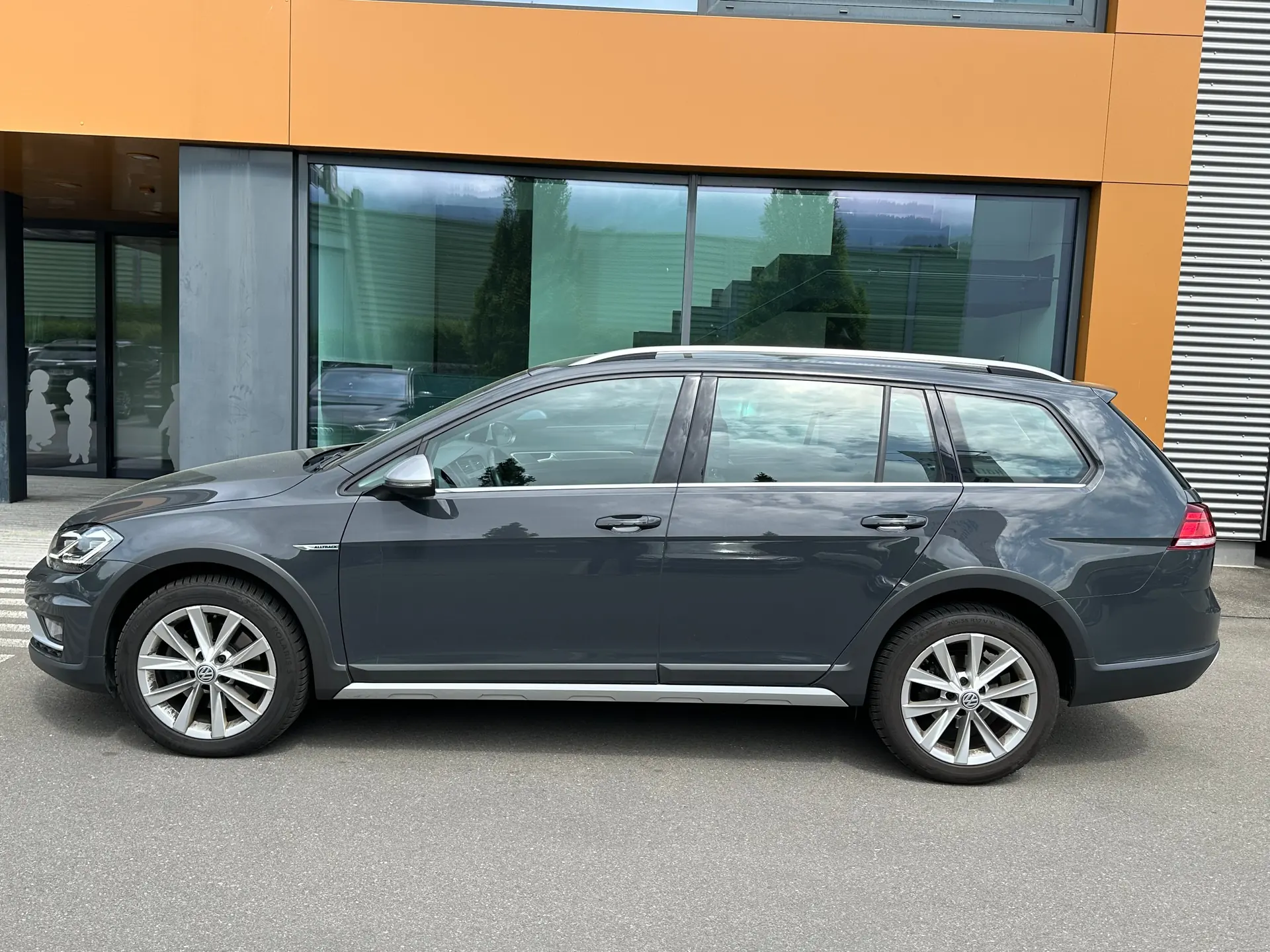 Volkswagen Golf 2020 occasion Wollerau — 3
