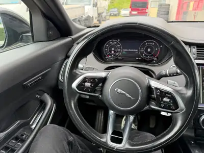 Jaguar E-PACE 2.0d D165 R-Dynamic AWD — SUV compact premium, traction intégrale, garantie 2 ans — Miniatur 10