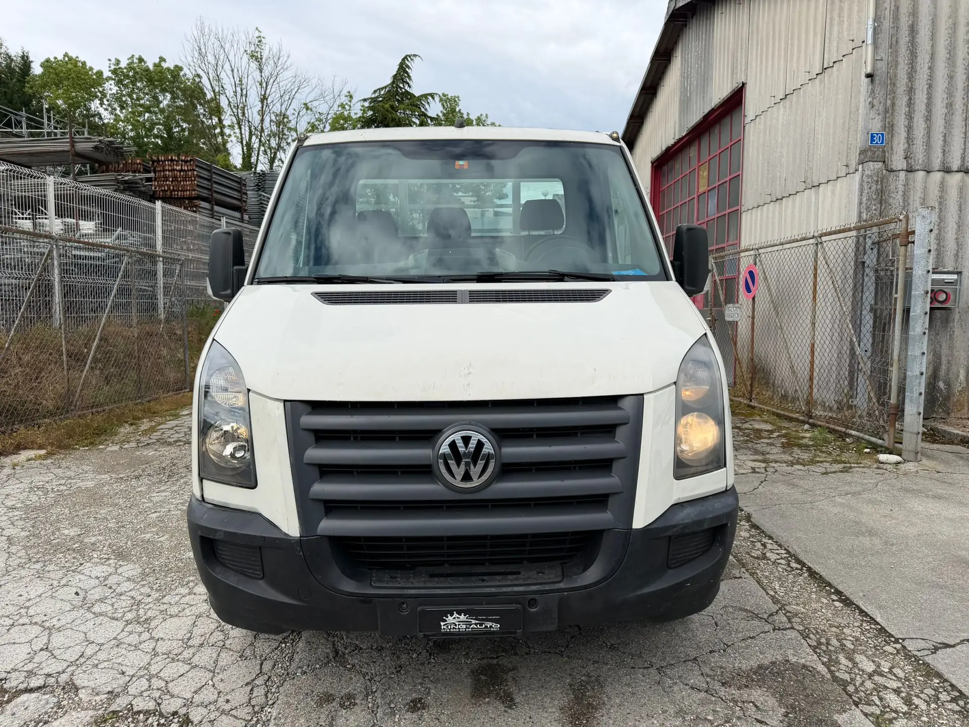 VW Crafter 35 2.5 BlueTDI 136 PS — Châssis-cabine robuste, pont basculant, sans sinistre — Außenansicht