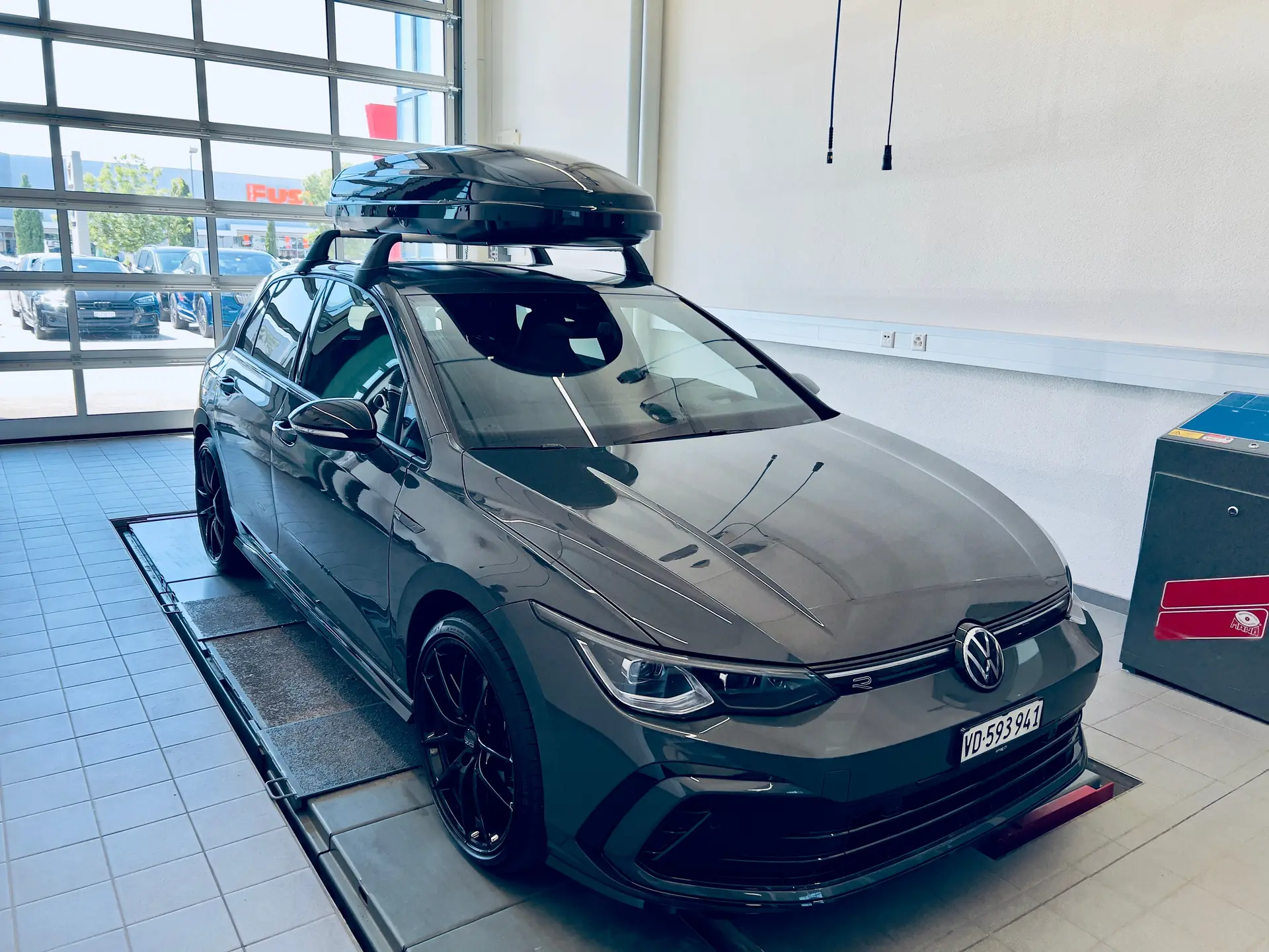 VW Golf 2.0 TSI R-Line DSG 4motion — Performance ABT Sportsline, 230 ch et transmission intégrale — vue extérieure