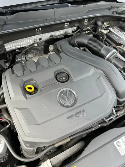 VW Golf 1.5 TSI BlueMotion — Berline essence performante, 100 000 km, intérieur premium — Miniatur 8