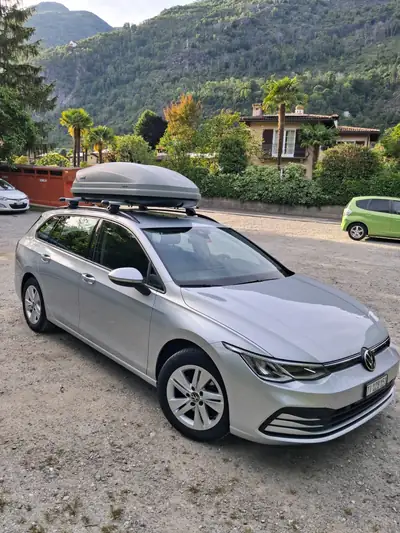 VW Golf 1.0 eTSI Life DSG — Break économique, motorisation innovante, entretien récent — fianco