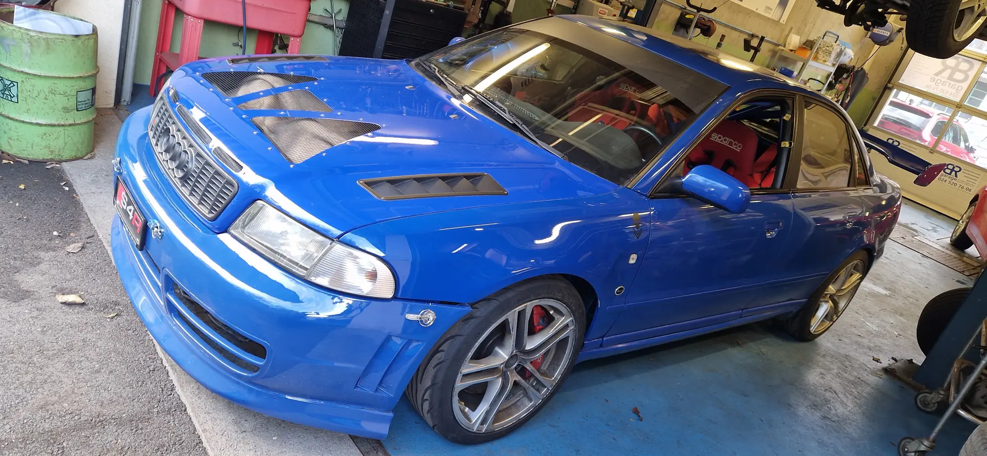 Audi S4 B5 R — Berline sportive préparée piste, 572 ch, exemplaire rare — Außenansicht