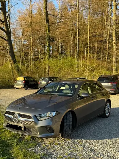 Mercedes-Benz A 200 Progressive — Citadine Premium, 65'000 km, Technologie MBUX — vue extérieure