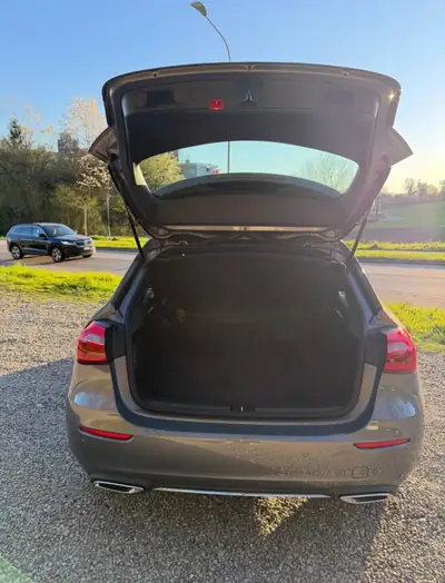 Mercedes-Benz A 200 Progressive — Citadine Premium, 65'000 km, Technologie MBUX — Miniature 10