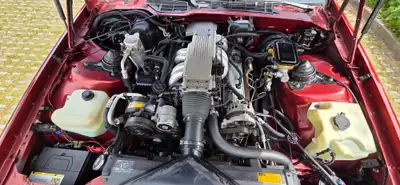 Chevrolet Camaro IROC-Z28 5.7 V8 — Muscle car culte des années 80, 100'850 km — vista posteriore