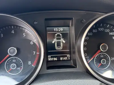 VW Golf Cabrio 1.4 TSI Lounge — Cabriolet sportif et élégant, entretien complet — Miniature 11