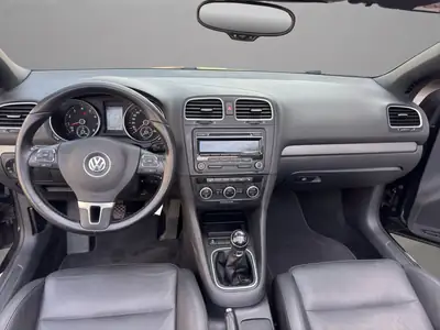 VW Golf Cabrio 1.4 TSI Lounge — Cabriolet sportif et élégant, entretien complet — Miniature 14