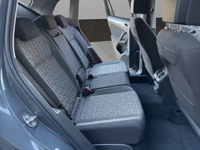 VW Tiguan 1.5 TSI Evo Life DSG — SUV fiable, caméra et attelage, révision incluse — Miniature 18