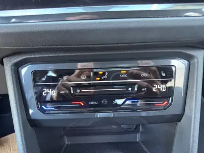 VW Tiguan 1.5 TSI Evo Life DSG — SUV fiable, caméra et attelage, révision incluse — Miniature 16