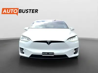 Tesla Model X Maximale-Reichweite — SUV électrique 562 ch, portes Falcon Wings — Miniature 8