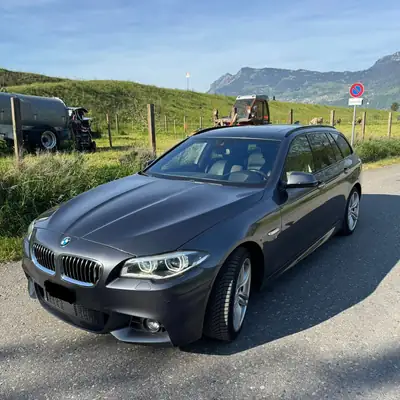 BMW 530d xDrive Touring — Berline de luxe polyvalente, motorisation efficace — rear view