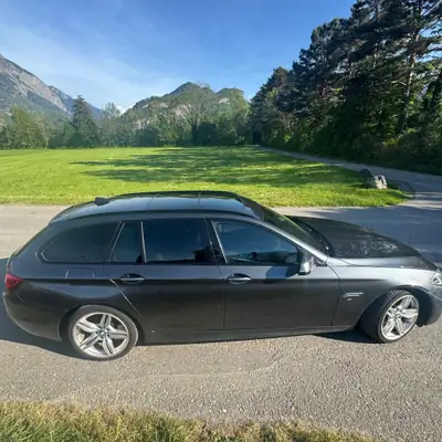BMW 530d xDrive Touring — Berline de luxe polyvalente, motorisation efficace — dashboard