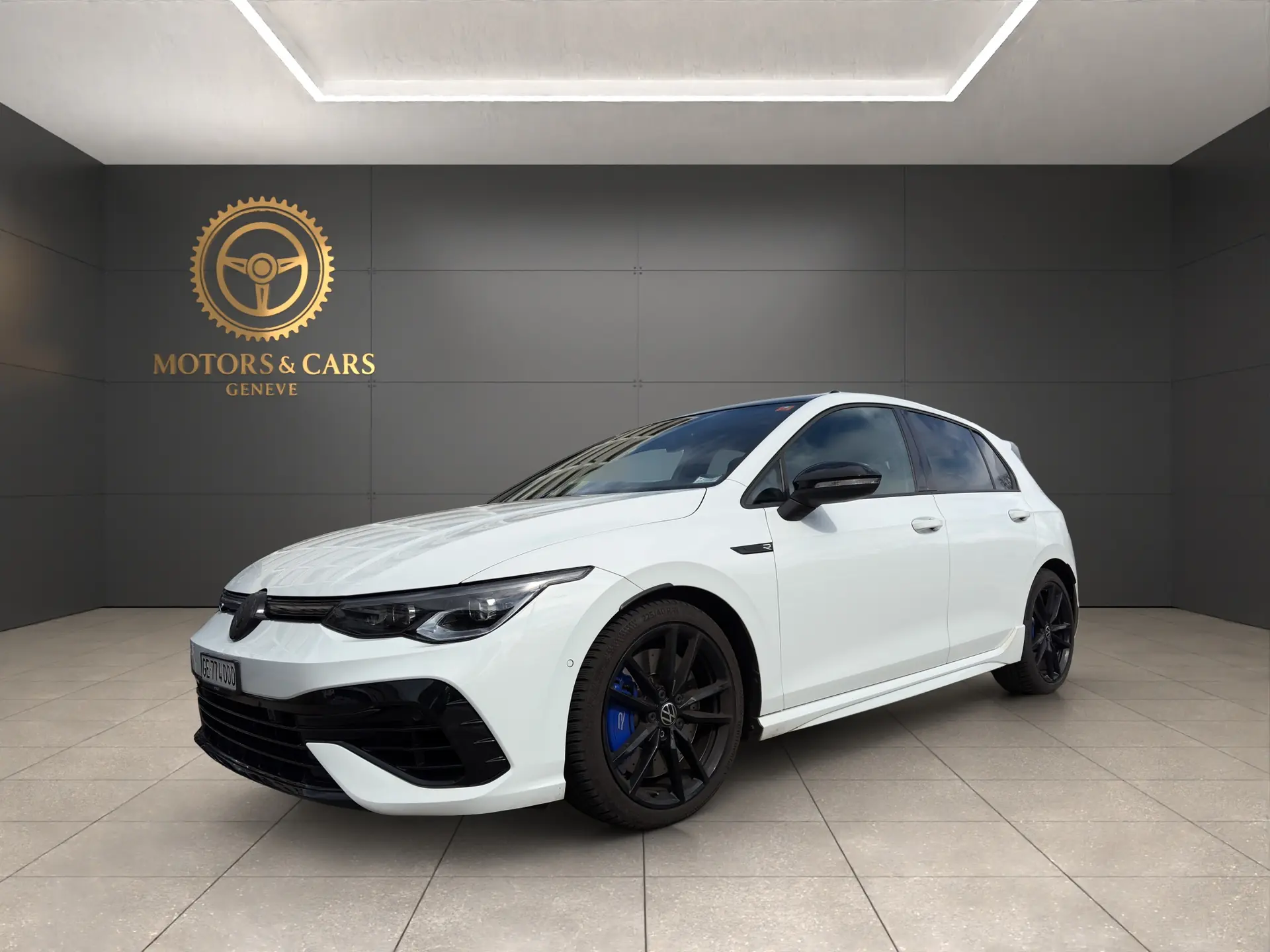 VW Golf 2.0 TSI R DSG 4Motion — Performance 333 ch, Traction intégrale, Très faible kilométrage — vista esterna