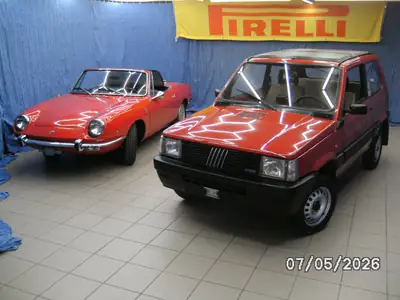 Fiat Panda 999 4x4 Vergaser — L'authentique citadine tout-terrain des années 80 — Miniature 20