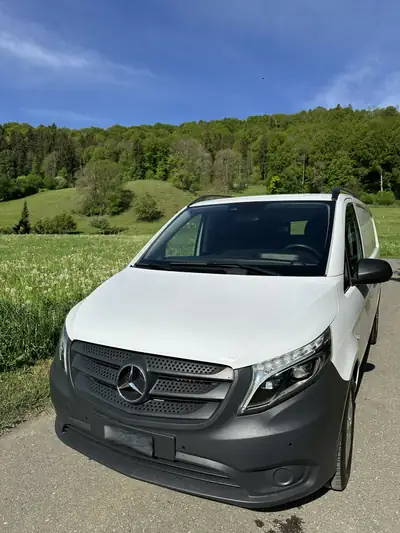 Mercedes-Benz Vito 116 BlueTEC — Utilitaire fiable, consommation maîtrisée — côté