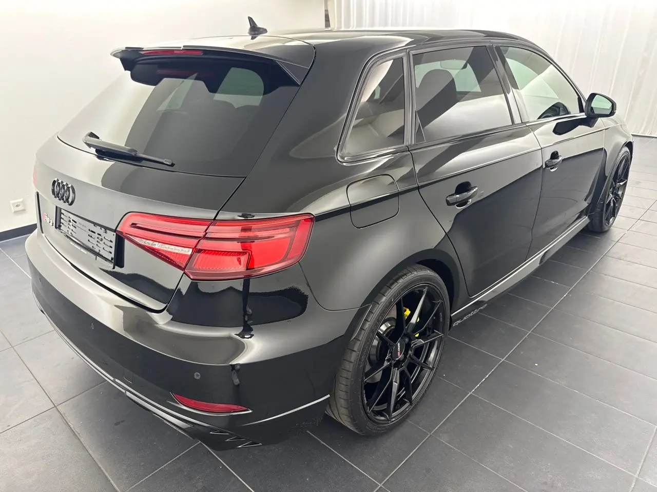 Audi RS3 2018 occasion Zürich — 3