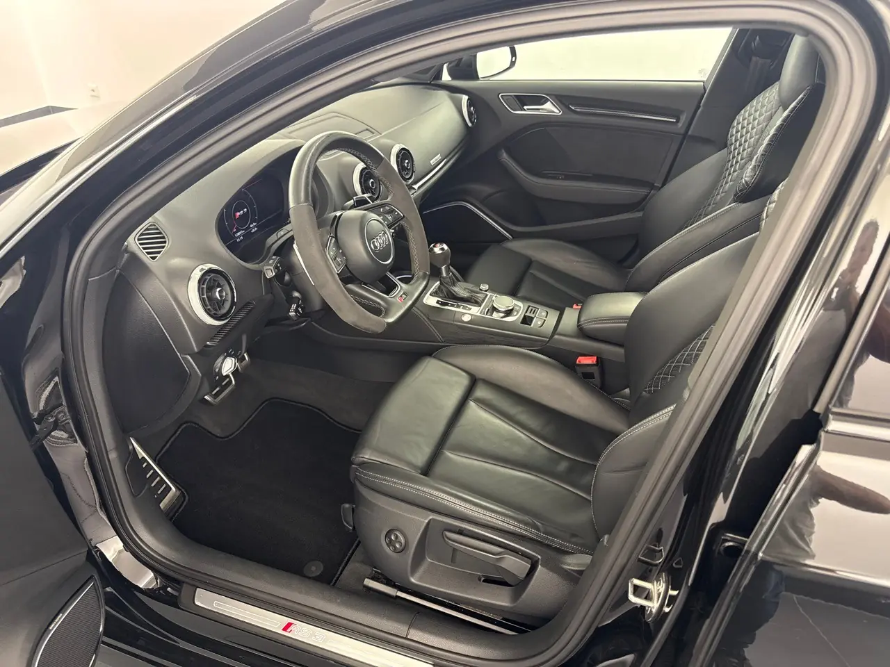 Audi RS3 2018 occasion Zürich — 5