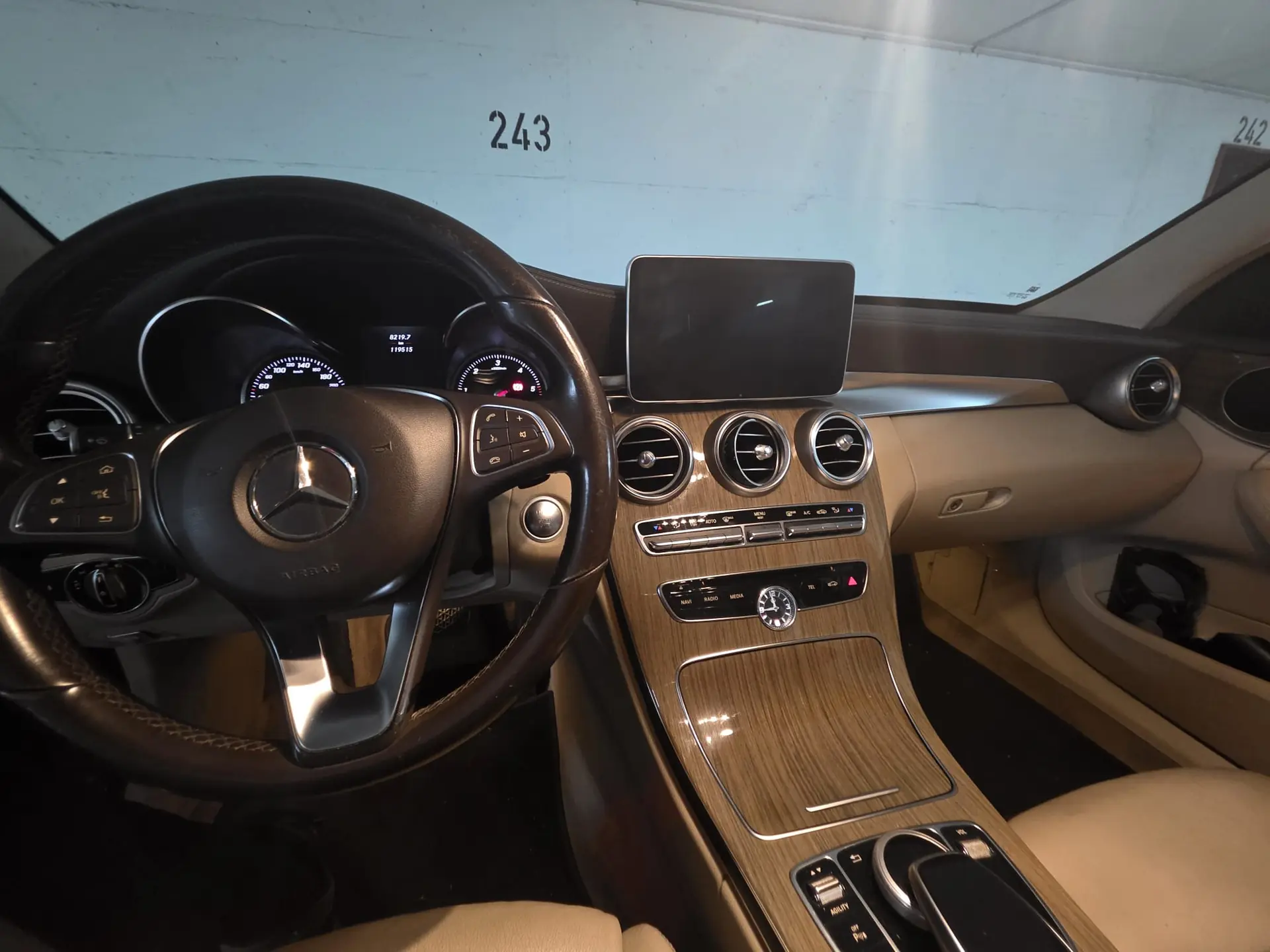 Mercedes-Benz Classe C 2014 occasion Genève — 4